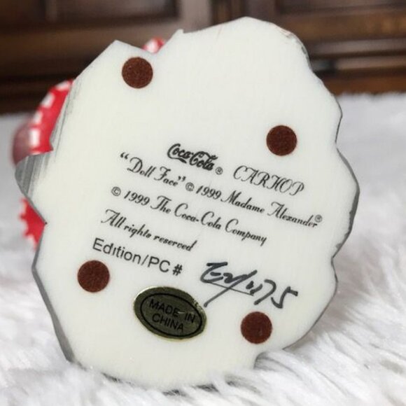 Vintage Coca-Cola x Madame Alexander "Doll Face" Carhop Figurine - Picture 9 of 10